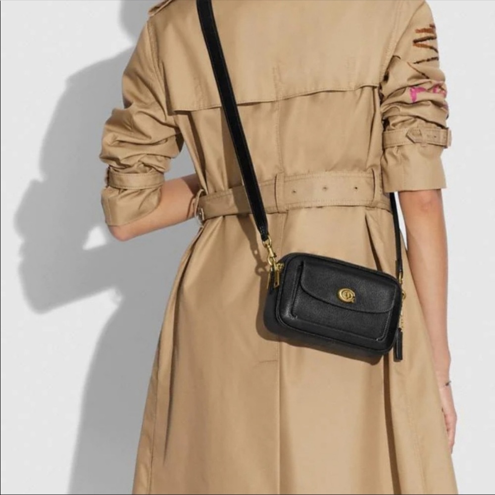 Coach Willow Camera Shoulder Bag